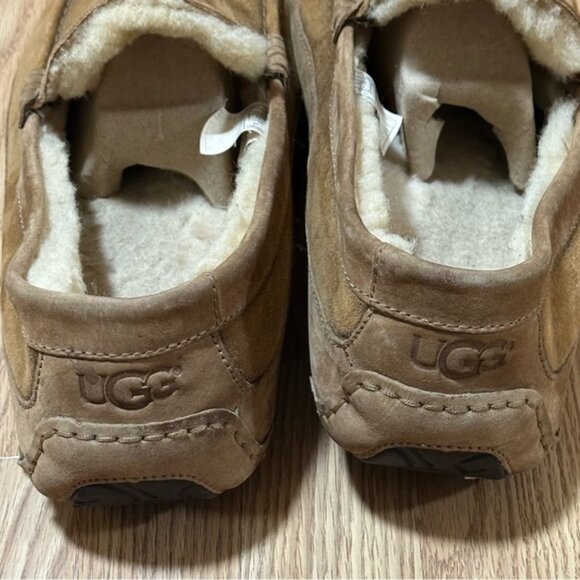 UGG Ascot Distressed Tan Leather Loafers with Cream Lining - Size 16 main image 8